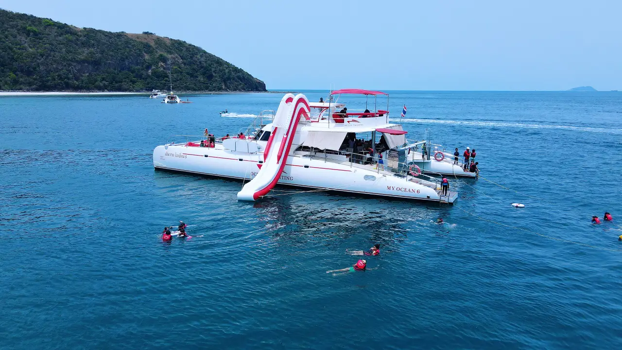 Yacht Trip Pattaya 2 Islands and Sunset