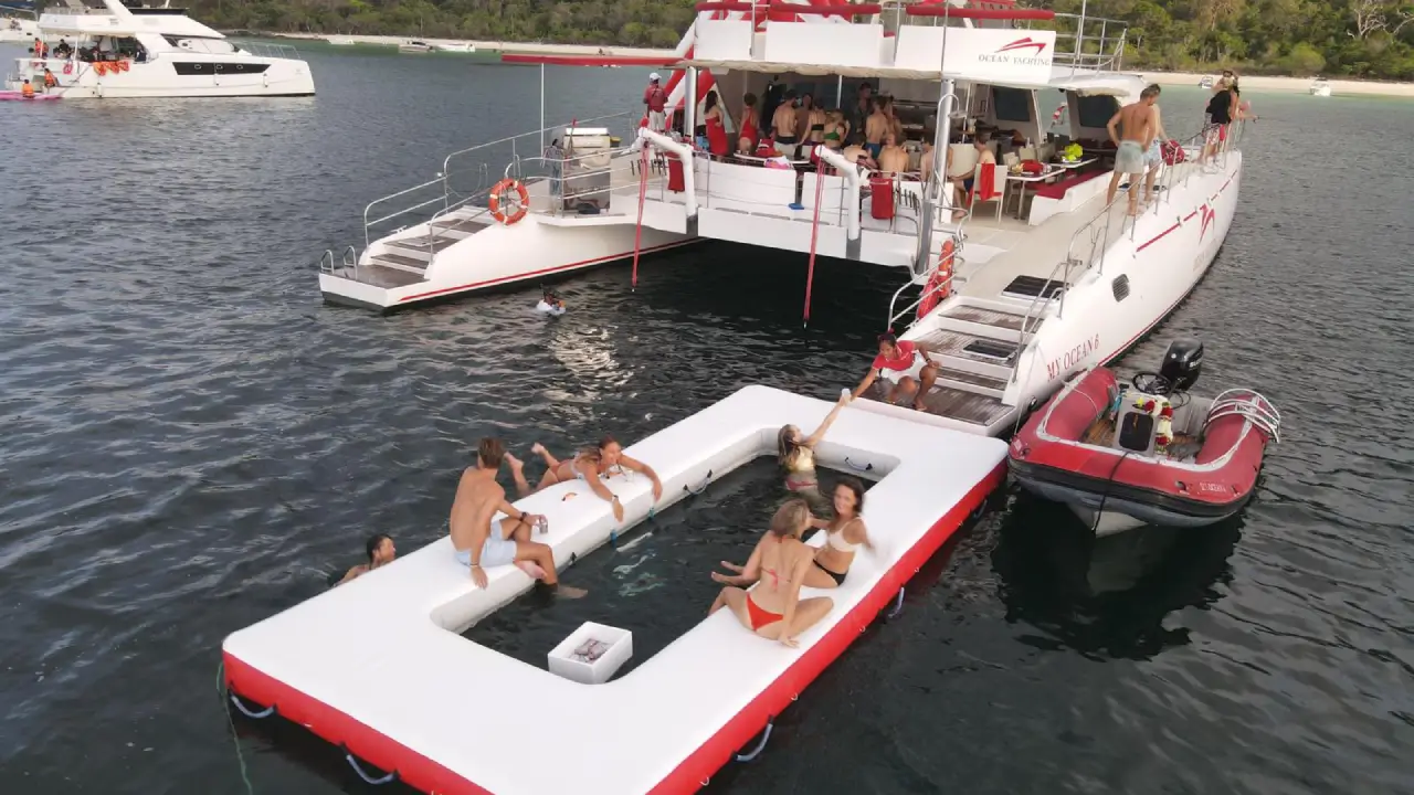Yacht Trip Pattaya 2 Islands and Sunset